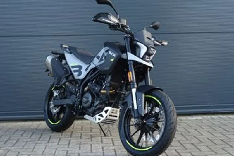 Benelli BKX 300 S (2026)