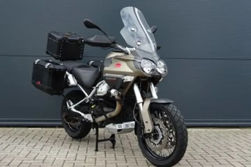 Moto Guzzi Stelvio 1200 8V (2011)