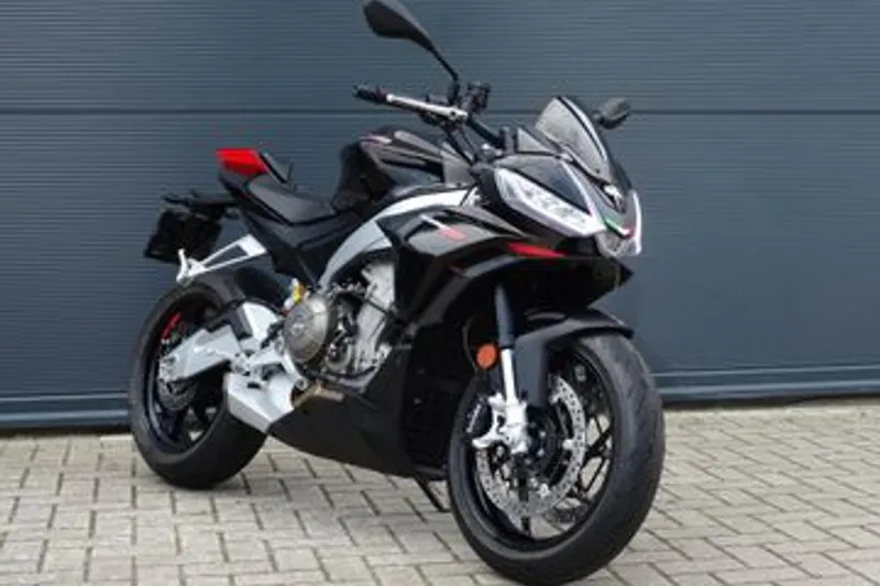 Aprilia Tuono 660 FACTORY (2024)