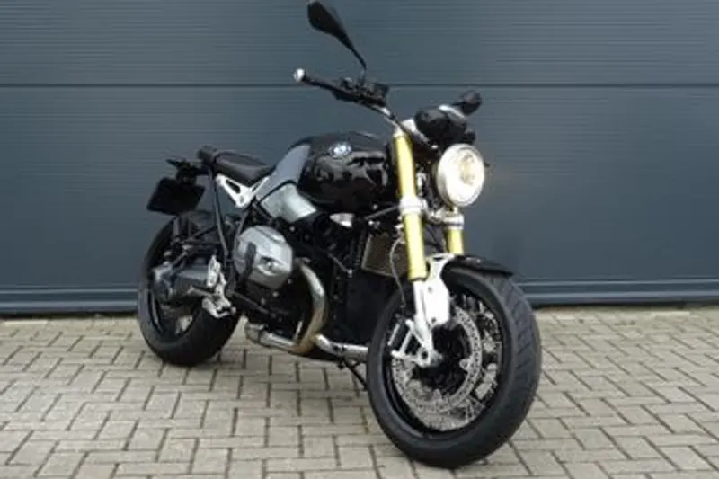 BMW R Nine T (2015)