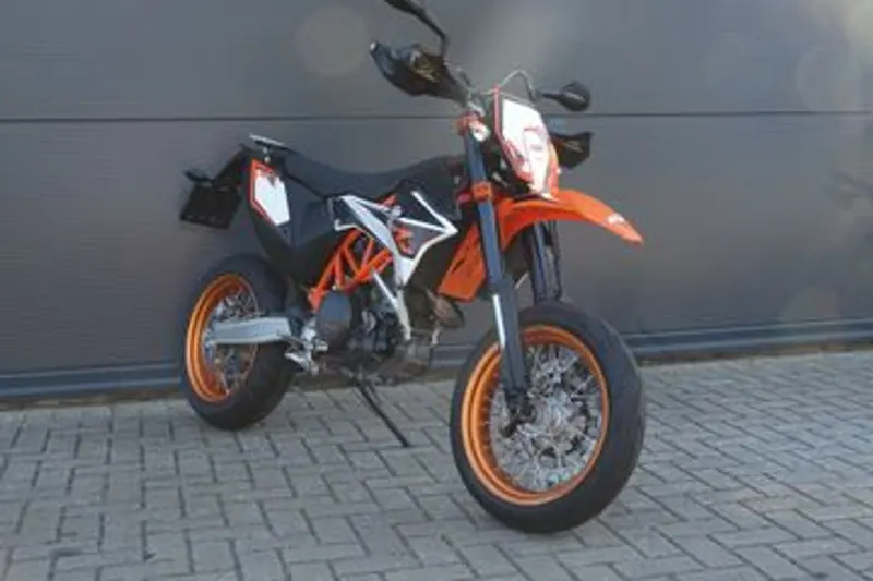KTM 690 SMC (2013)