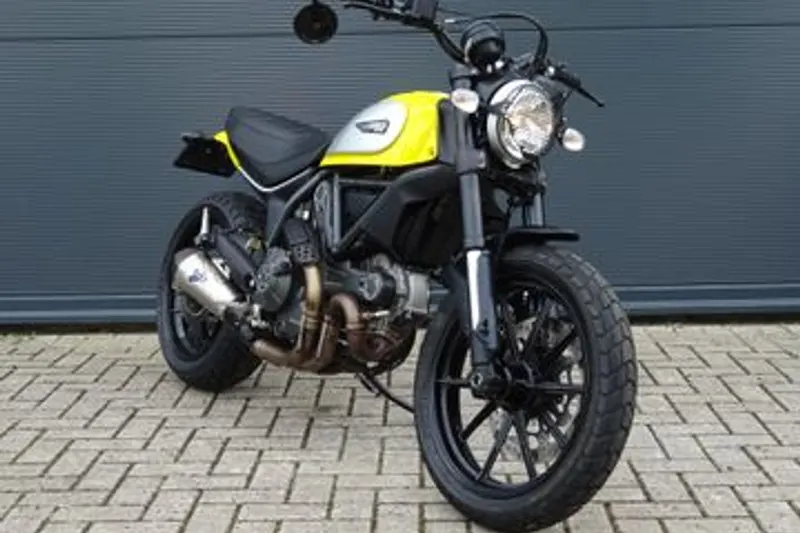 Ducati Scrambler Icon (2015)