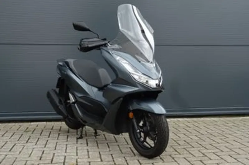 Honda PCX 125 (2022)