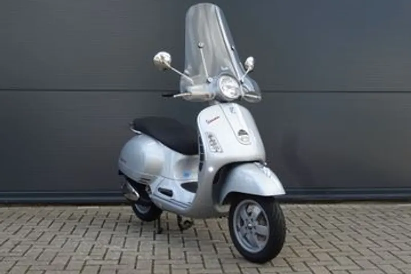 Vespa GTS 250 I.E (2007)