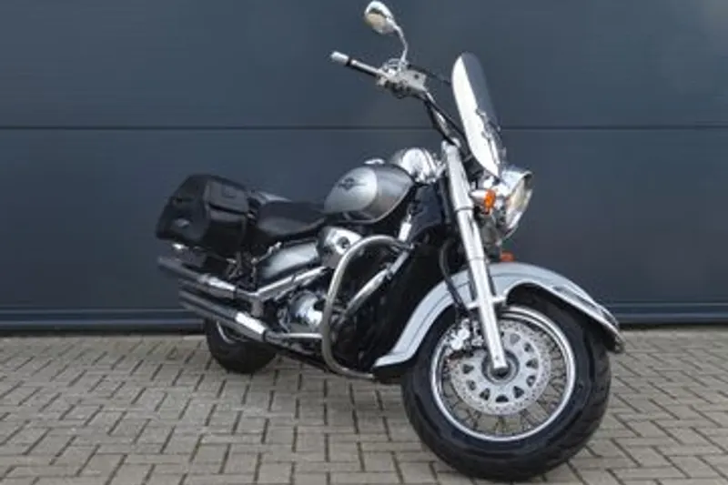 Suzuki Intruder C 800 (2006)