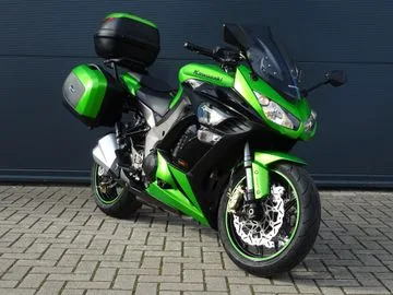 Kawasaki Z1000 (2012) — foto 1