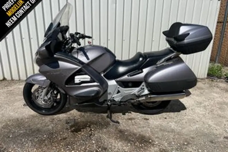 Honda ST 1300 PAN European (2003)
