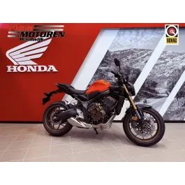 Honda CB 650 RACT E-Clutch (2026) — foto 1