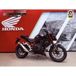 Honda CB 750 ACT Hornet E-Clutch (2026) — foto 1
