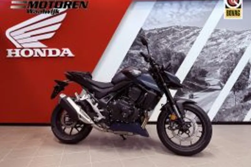 Honda CB 750 ACT Hornet E-Clutch (2026)