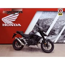 Honda CB 750 ACT Hornet E-Clutch (2026) — foto 1
