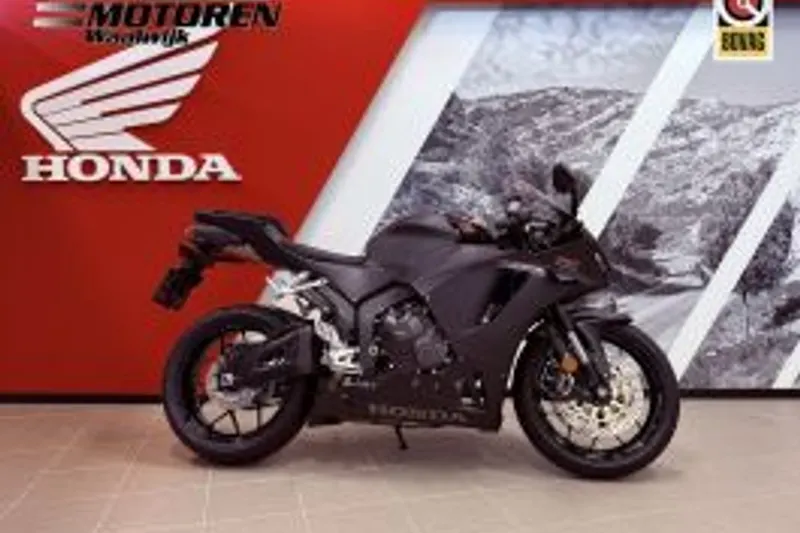 Honda CBR 600 R3R (2026)
