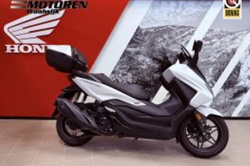 Honda NSS 350 AS Forza 350 (2025)