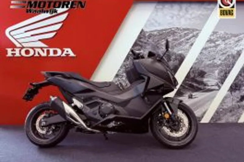 Honda NSS 750 T Forza 750 (2026)