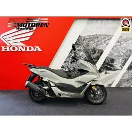 Honda WW 125 AP PCX 125 (2023) — foto 1
