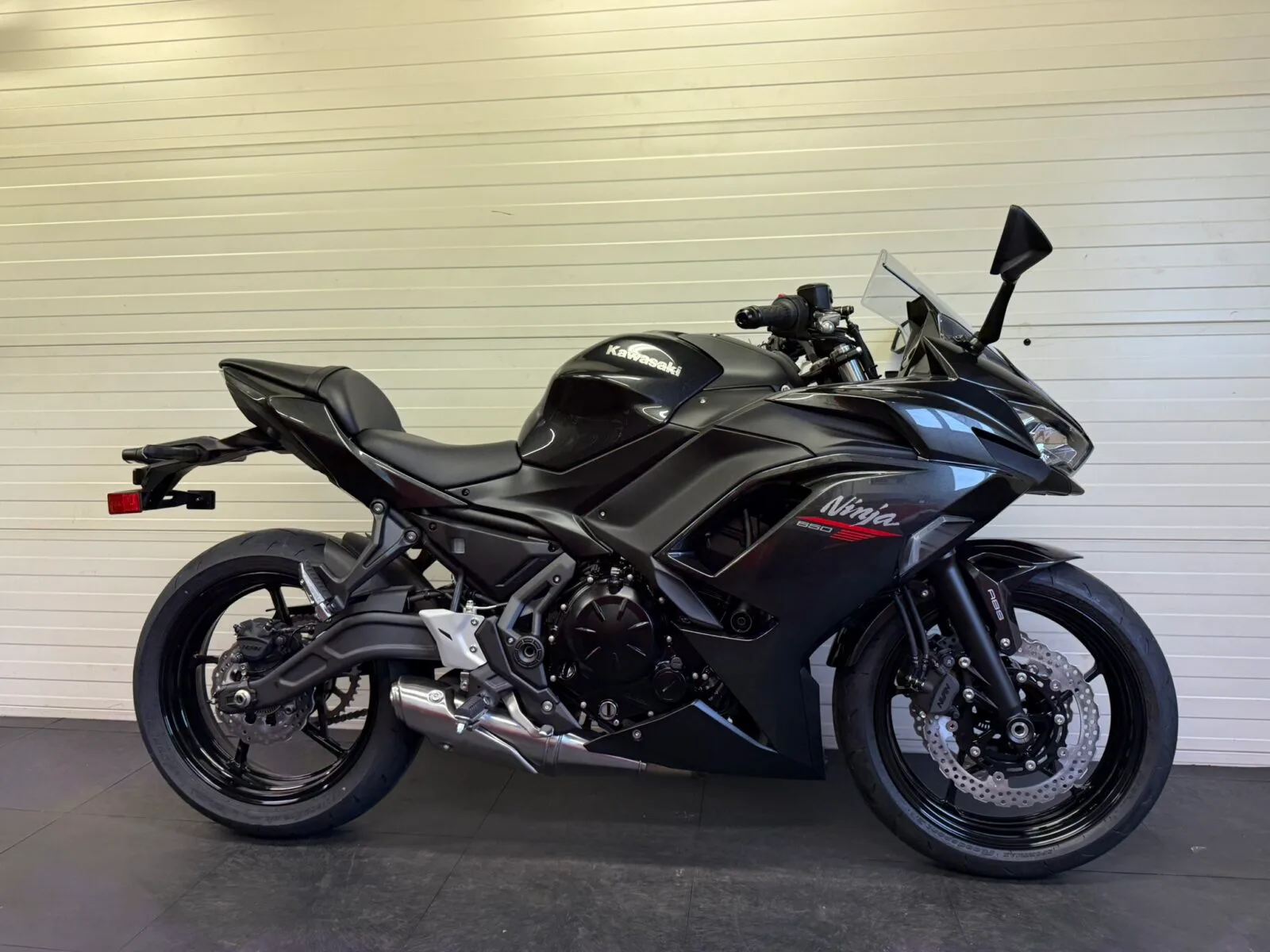 Kawasaki Ninja 650 (0) — foto 1