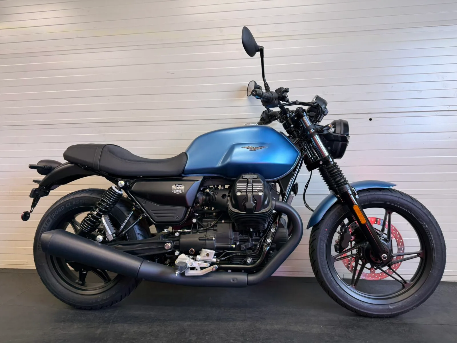 Moto Guzzi V7 Stone 850 Stone 850 (0) — foto 1