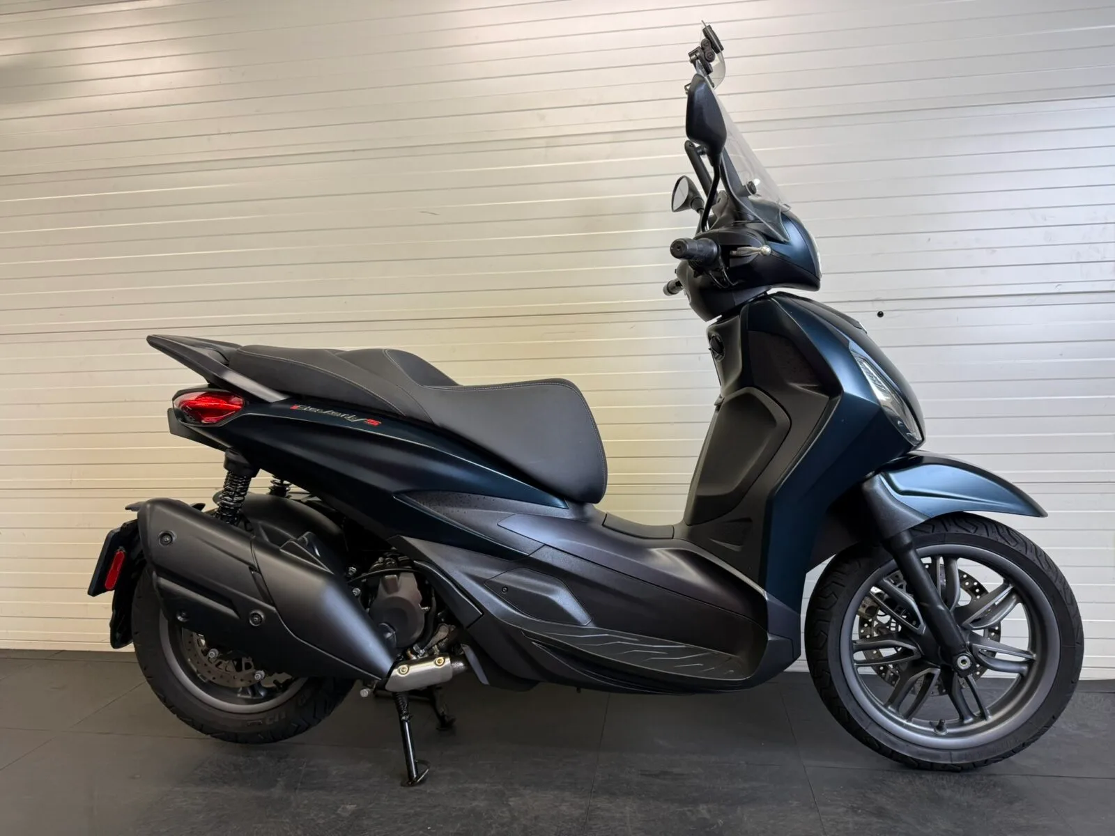 Piaggio Beverly 400 S 400 S (2022) — foto 1