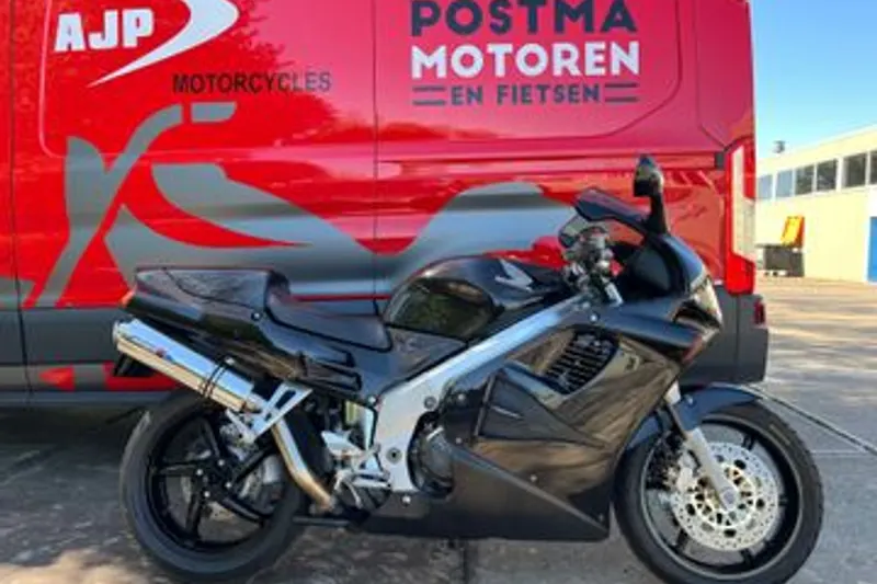 Honda VFR 750 F (1995)