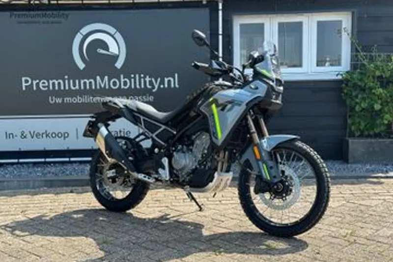 CFMOTO 450 MT (2026)