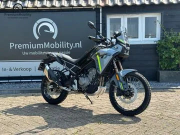 CFMOTO 450 MT (2026) — foto 1