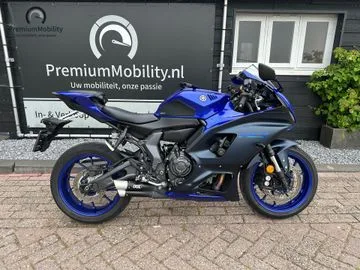 Yamaha R7 (2023) — foto 1