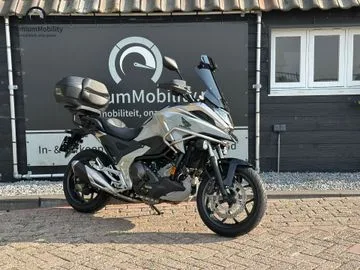 Honda NC750X (2023) — foto 1