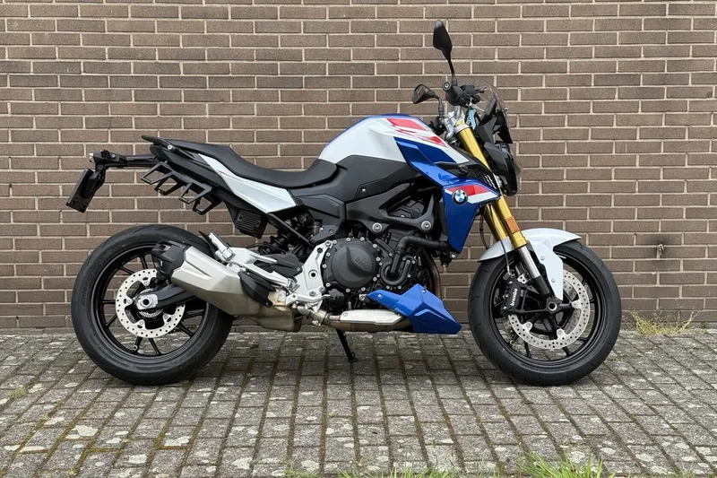 BMW F 900 R (2024)