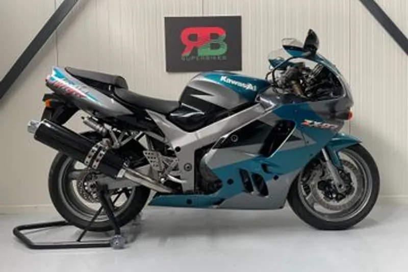 KAWASAKI ZX 9R NINJA (1994)