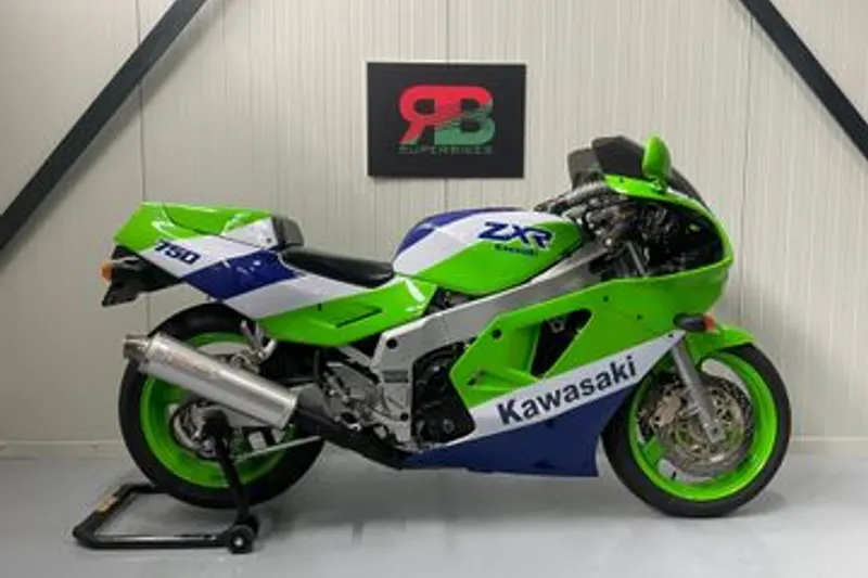 KAWASAKI ZXR 750 (1990)