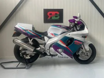 Yamaha FZR 600 R (1995) — foto 1