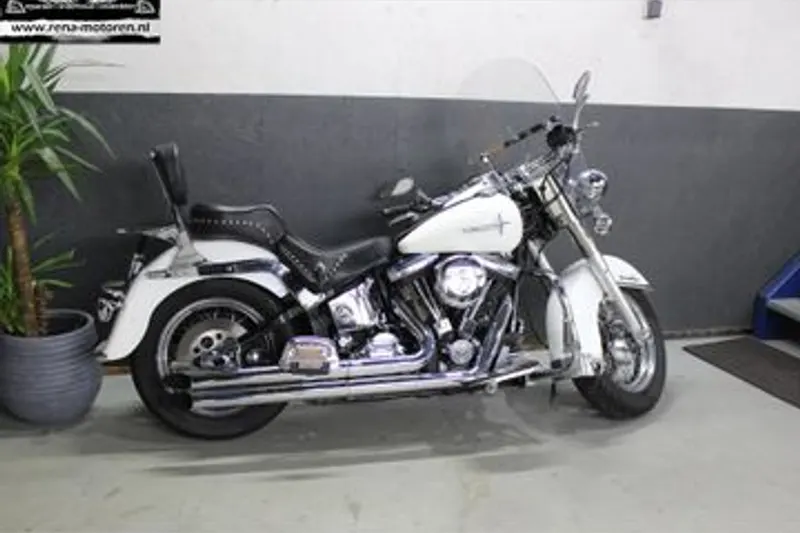 HARLEY-DAVIDSON HERITAGE SOFTAIL CLASSIC FLSTC (1994)