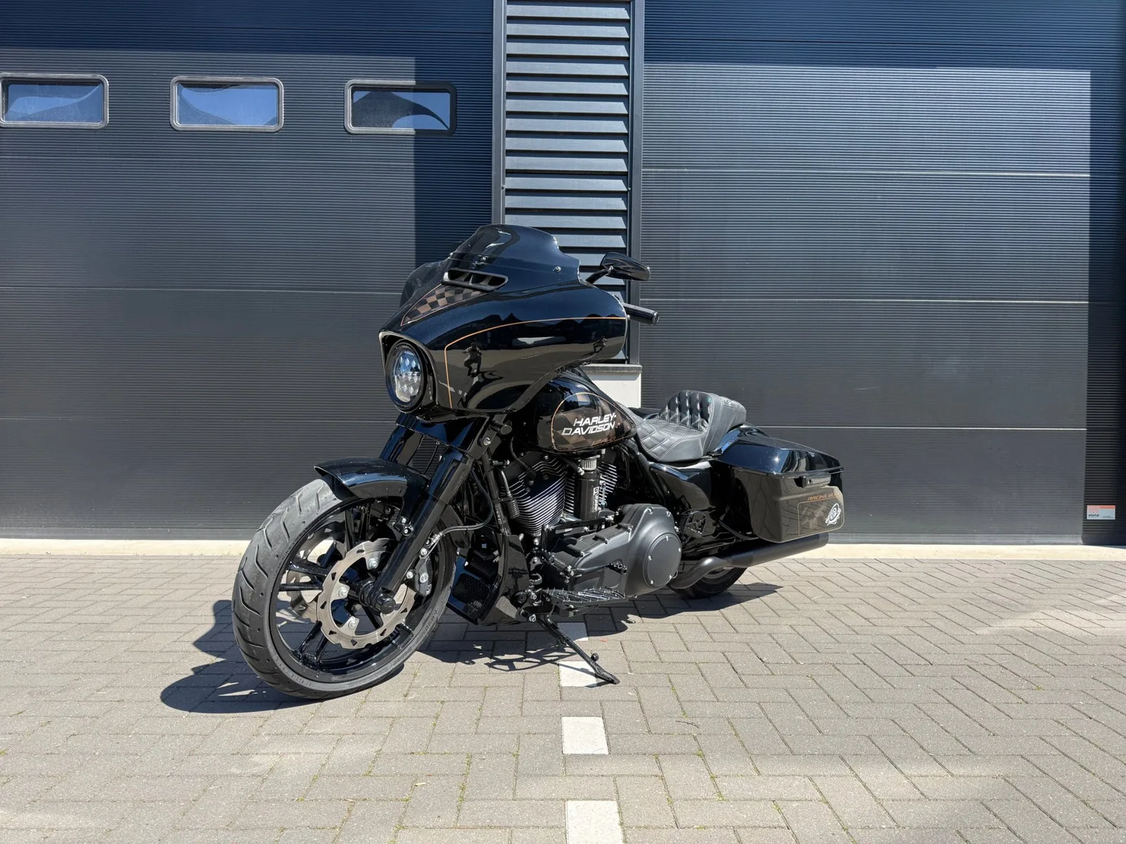 Harley-Davidson Tour 103 FLHXS Street Glide Special 124CI S&S TRASK TURBO (2016) — foto 1