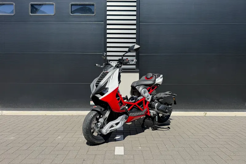 Italjet Scooter Dragster 200 0 kilometer (2024)