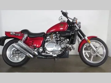 Honda VF 700 C Supermagna (1987) — foto 1