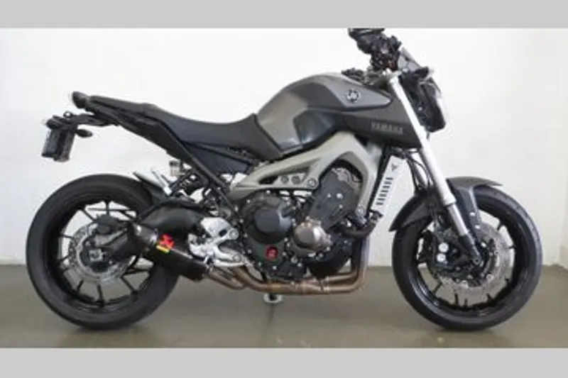 Yamaha MT-09 (2015)