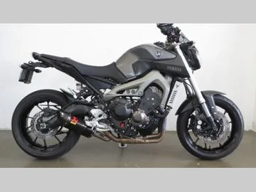 Yamaha MT-09 (2015) — foto 1
