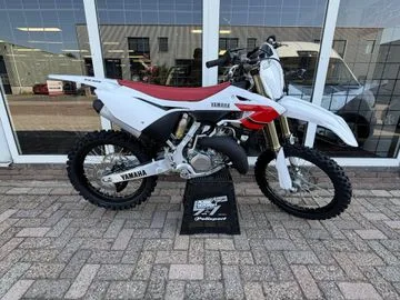 Yamaha YZ 125 (2026) — foto 1