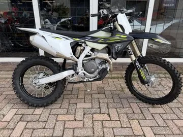 Triumph TF 250 C (2026) — foto 1