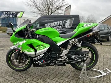Kawasaki ZX 10R Ninja (2006) — foto 1
