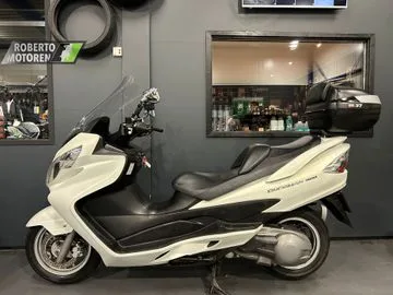 Suzuki AN 400 Burgman (2014) — foto 1
