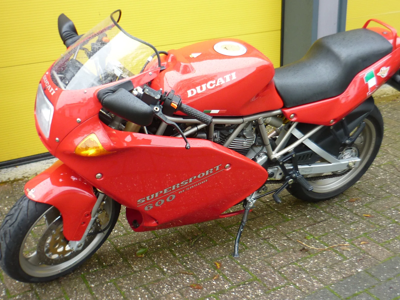 Ducati 600SS (1994) — foto 1