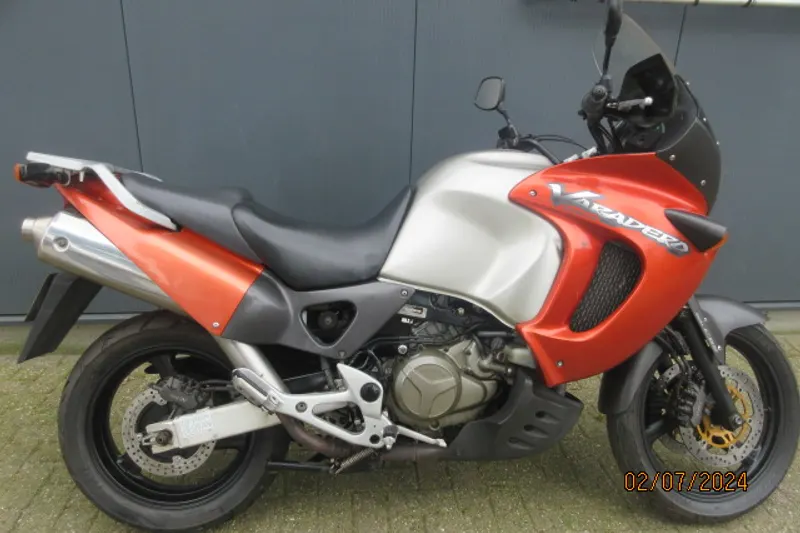 Honda XL 1000 V Varadero (1999)