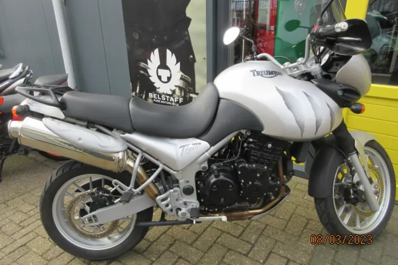 Triumph Tiger 955I (2004)