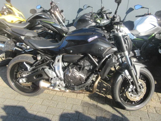 Yamaha MT-07 (2015) — foto 1
