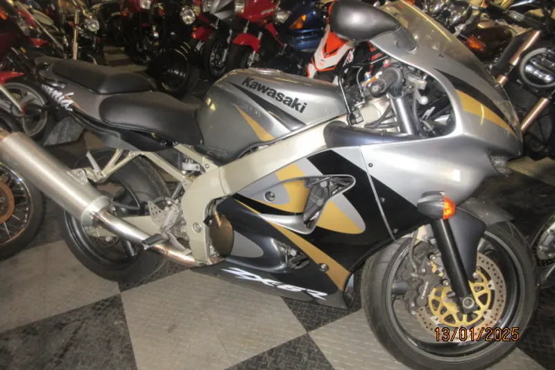 Kawasaki ZX 6RR (1999)
