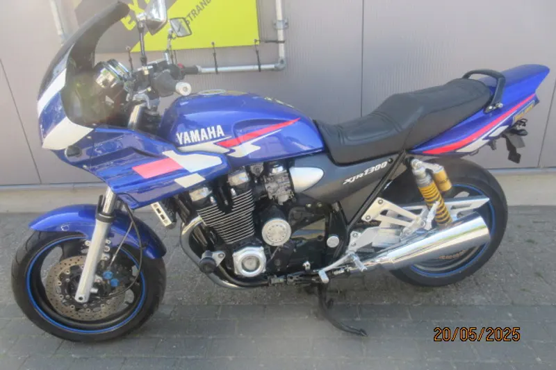 Yamaha XJR 1300 (1999)