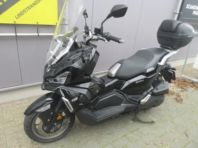 SYM ADX 125cc motor (2024) — foto 1