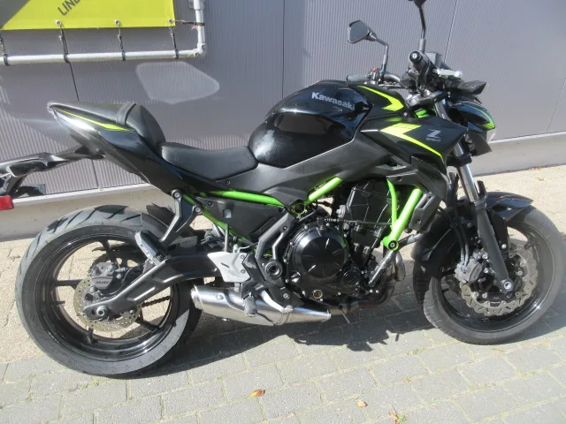 Kawasaki Z650 (2022) — foto 1