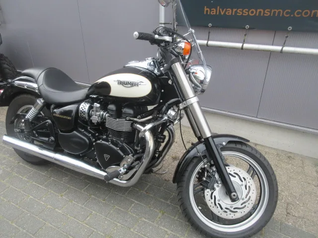 Triumph Speedmaster (2010) — foto 1